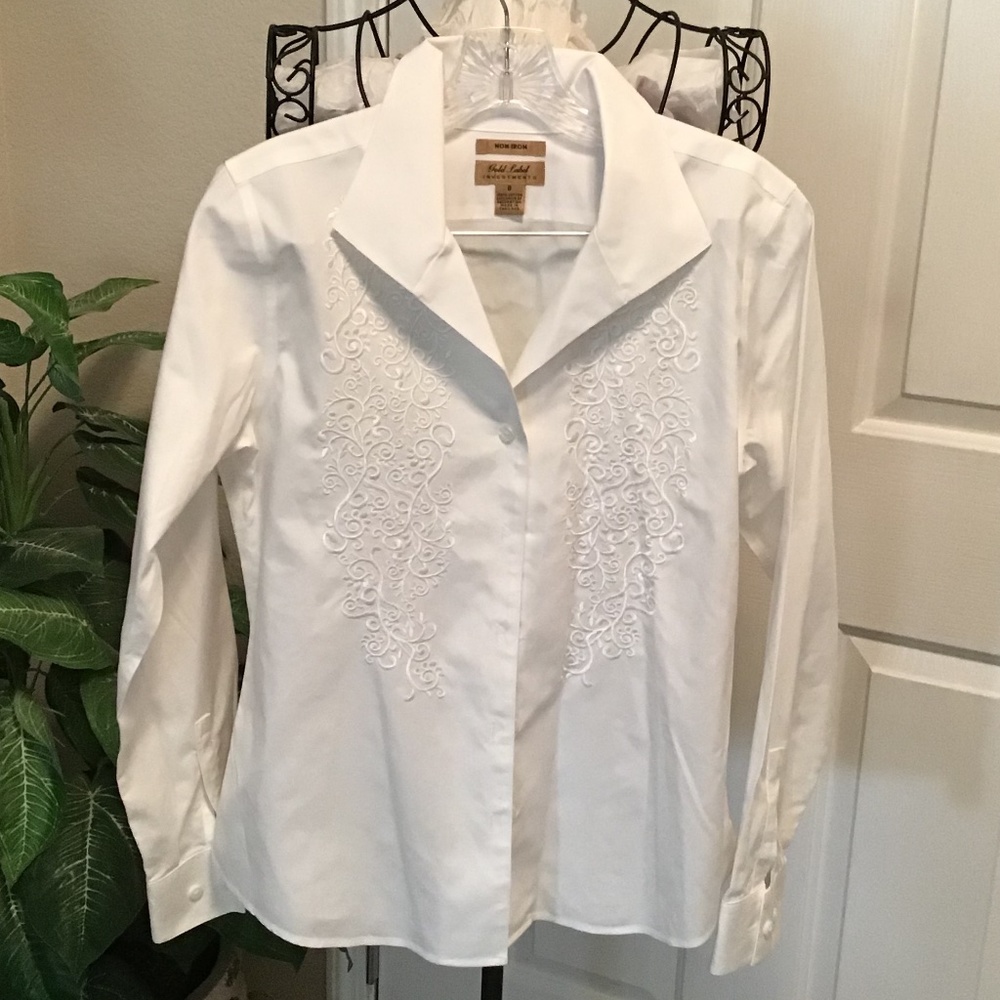 Embroidered blouse